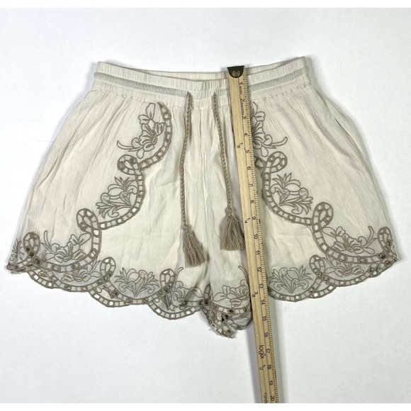 American Eagle Shorts Women's Small Boho Embroidery Floral Tassel Tie Ivory - Picture 9 of 11